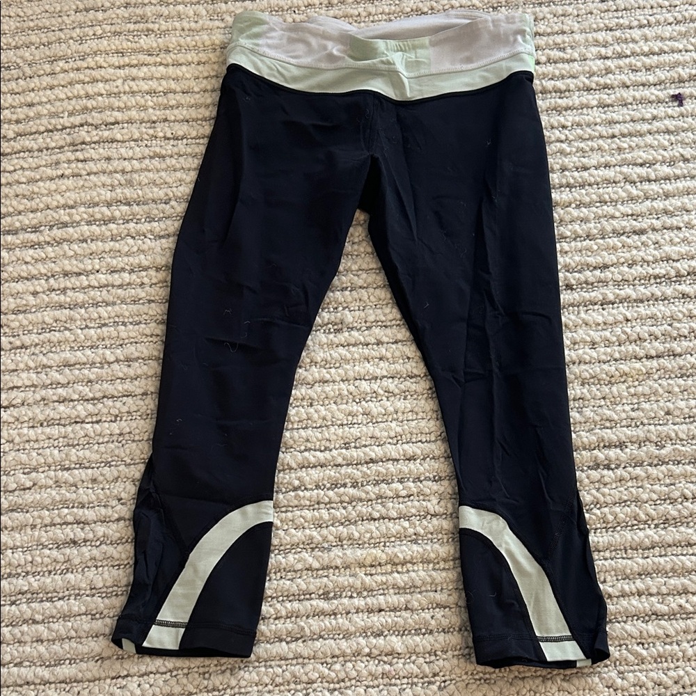 lululemon athletica Black and Cream Leggings